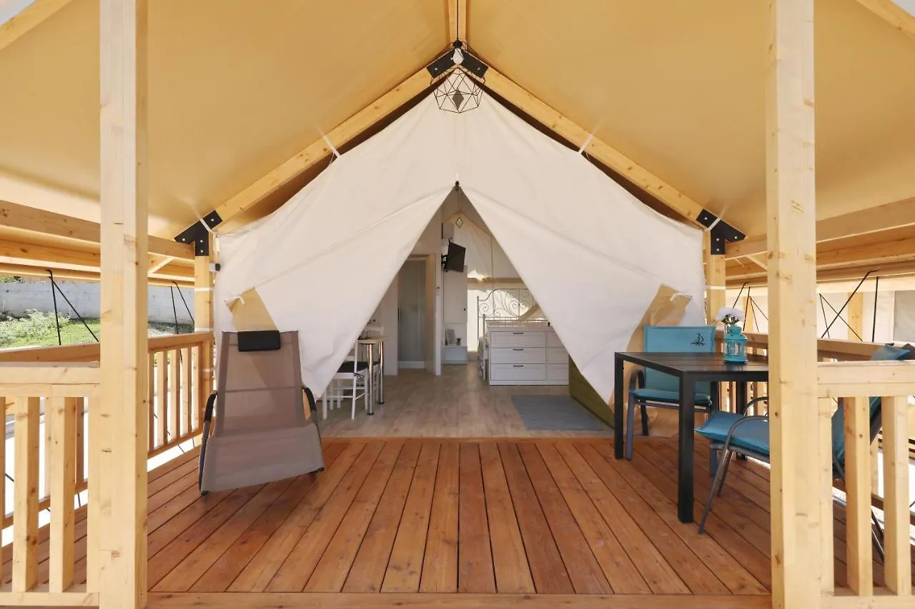 Naturist Camping Fkk Sovinje, Island Pasman - Mobile Homes & Glamping Tents Tkon