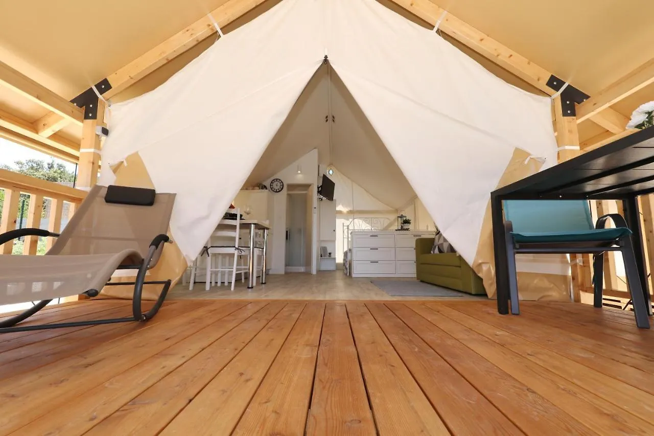 Naturist Camping Fkk Sovinje, Island Pasman - Mobile Homes & Glamping Tents Tkon