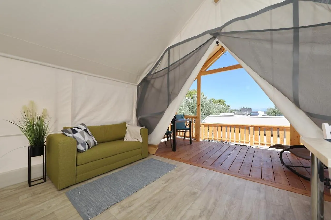 Naturist Camping Fkk Sovinje, Island Pasman - Mobile Homes & Glamping Tents Tkon