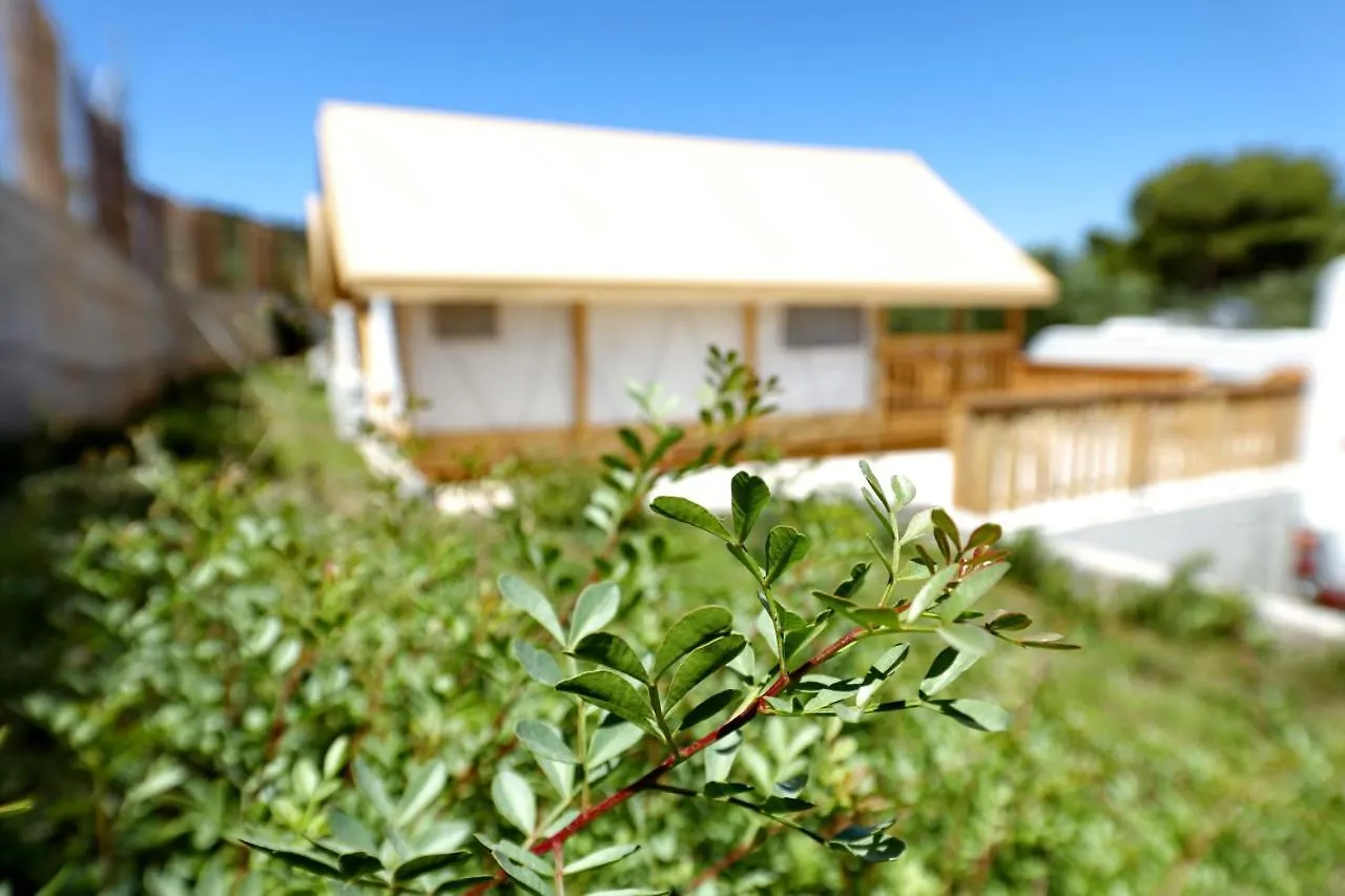 Naturist Camping Fkk Sovinje, Island Pasman - Mobile Homes & Glamping Tents Tkon 0*,  Croatie