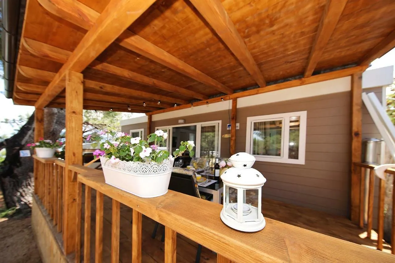 Naturist Camping Fkk Sovinje, Island Pasman - Mobile Homes & Glamping Tents Tkon 0*,  Chorvatsko